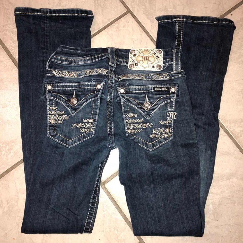 Miss Me Jeans size 24 mid rise boot cut L 31 bling